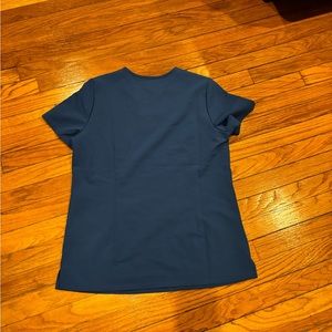 Casma Three Pocket Scrub Top